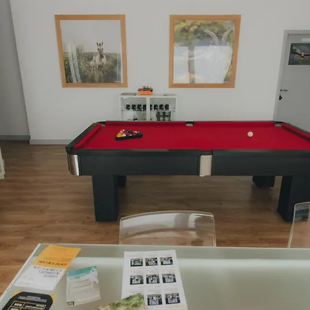 Centro Rewilding Деревянный коттедж