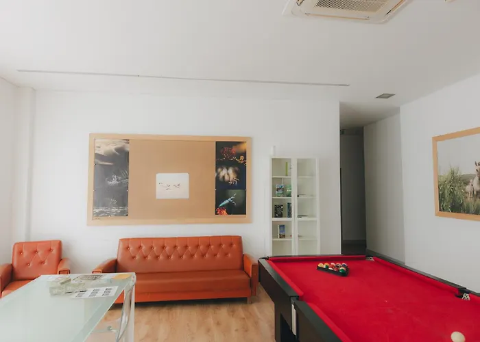 Centro Rewilding אכסניה Vale de Madeira